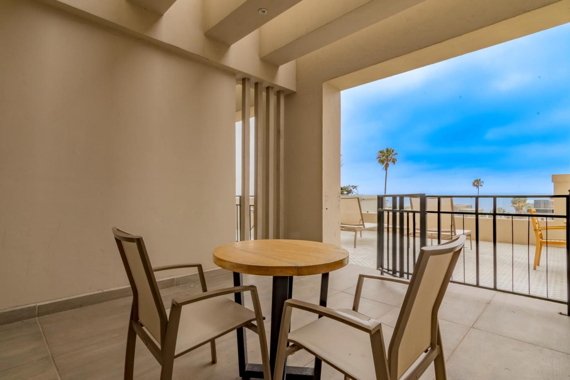 Torre Lucerna Hotel Ενσενάντα Εξωτερικό φωτογραφία